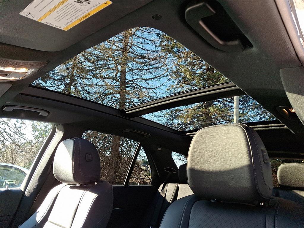 used 2022 Mercedes-Benz GLE 350 car, priced at $39,981