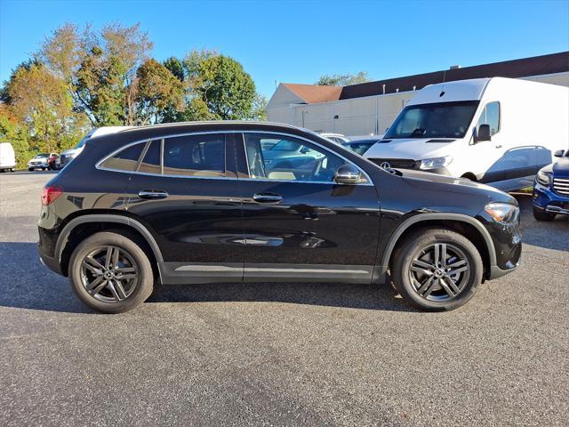 new 2025 Mercedes-Benz GLA 250 car, priced at $49,370