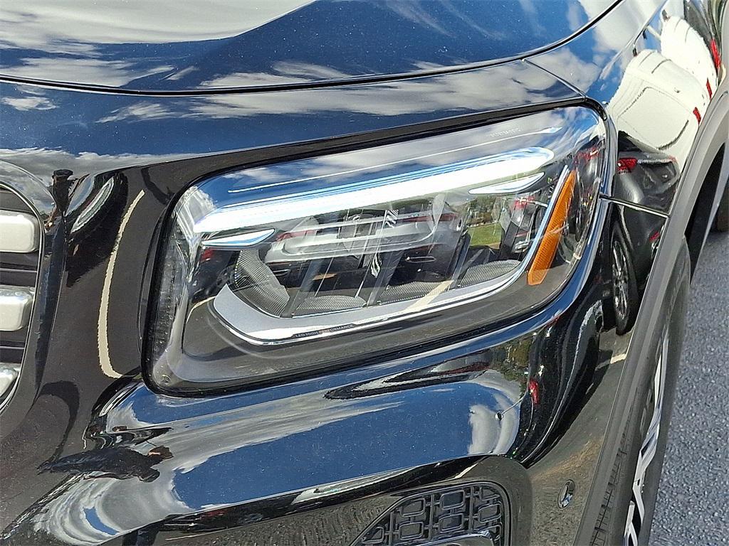 new 2026 Mercedes-Benz GLB 250 car, priced at $52,765