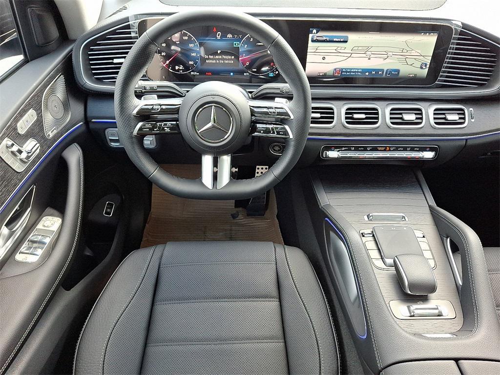new 2025 Mercedes-Benz GLS 450 car, priced at $102,020