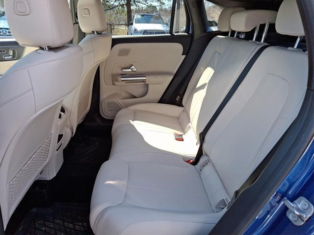 used 2025 Mercedes-Benz GLA 250 car, priced at $49,064
