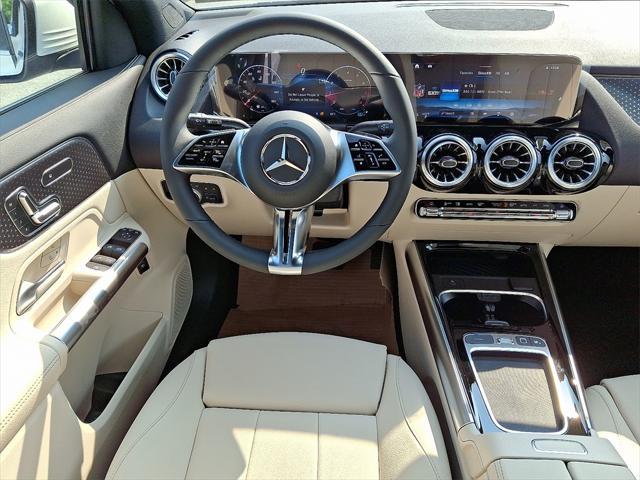 new 2025 Mercedes-Benz GLA 250 car, priced at $47,295