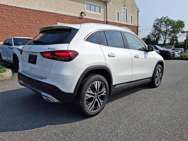 new 2025 Mercedes-Benz GLA 250 car, priced at $47,295