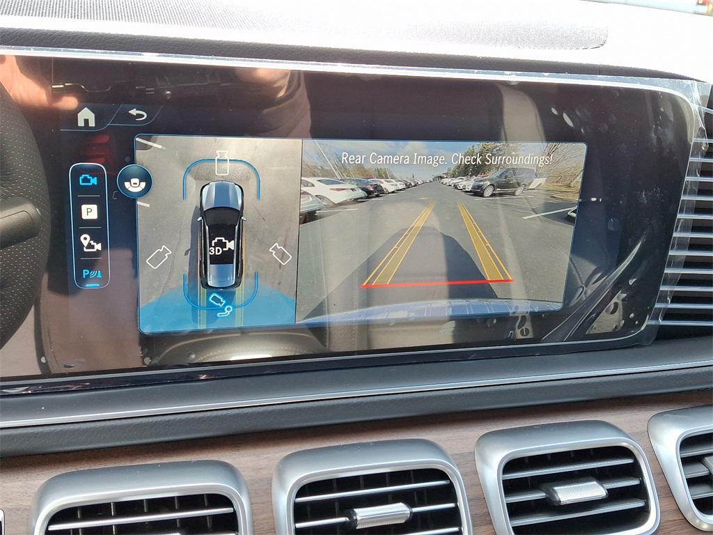 new 2025 Mercedes-Benz GLS 580 car, priced at $117,280