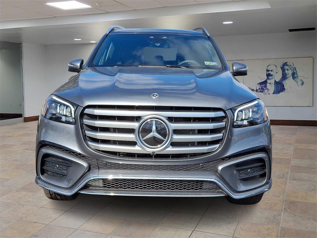 new 2025 Mercedes-Benz GLS 580 car, priced at $117,280