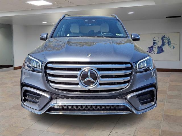 new 2025 Mercedes-Benz GLS 450 car, priced at $96,185