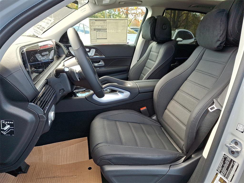 new 2026 Mercedes-Benz GLE 450 car, priced at $92,160