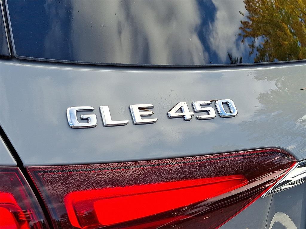 new 2026 Mercedes-Benz GLE 450 car, priced at $92,160