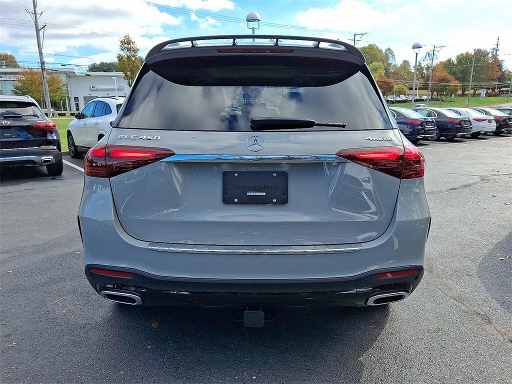 new 2026 Mercedes-Benz GLE 450 car, priced at $92,160