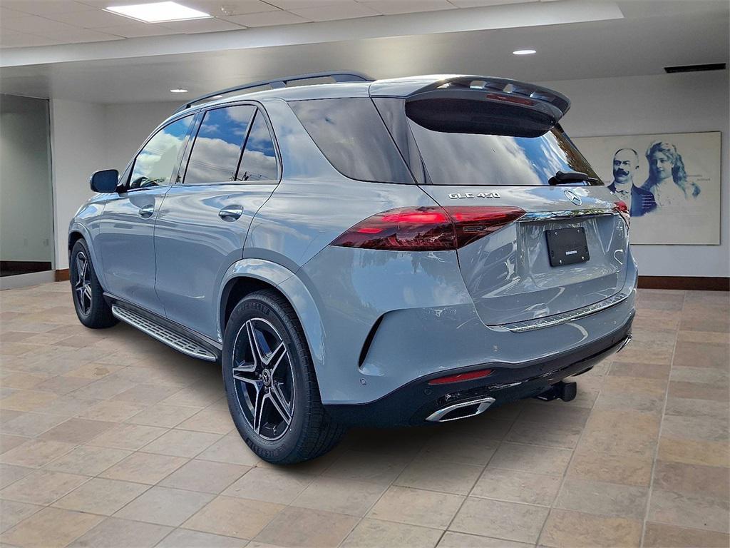 new 2026 Mercedes-Benz GLE 450 car, priced at $92,160