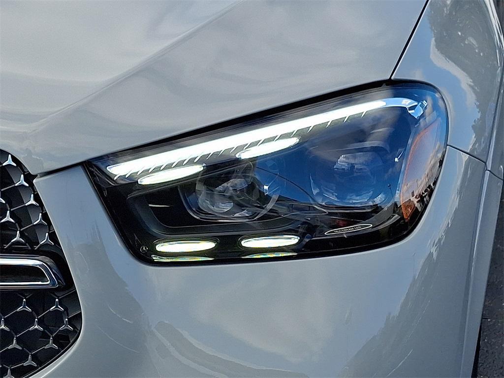 new 2026 Mercedes-Benz GLE 450 car, priced at $92,160