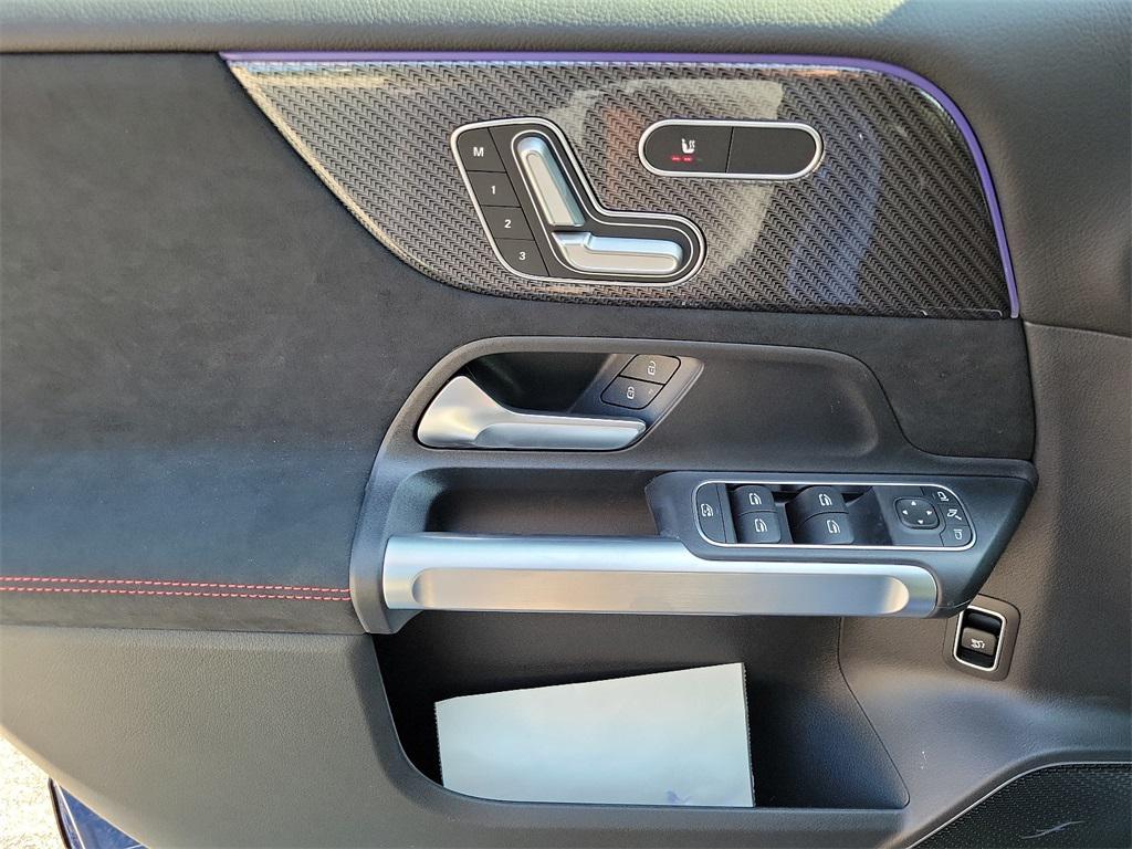 used 2024 Mercedes-Benz GLB 250 car, priced at $40,981