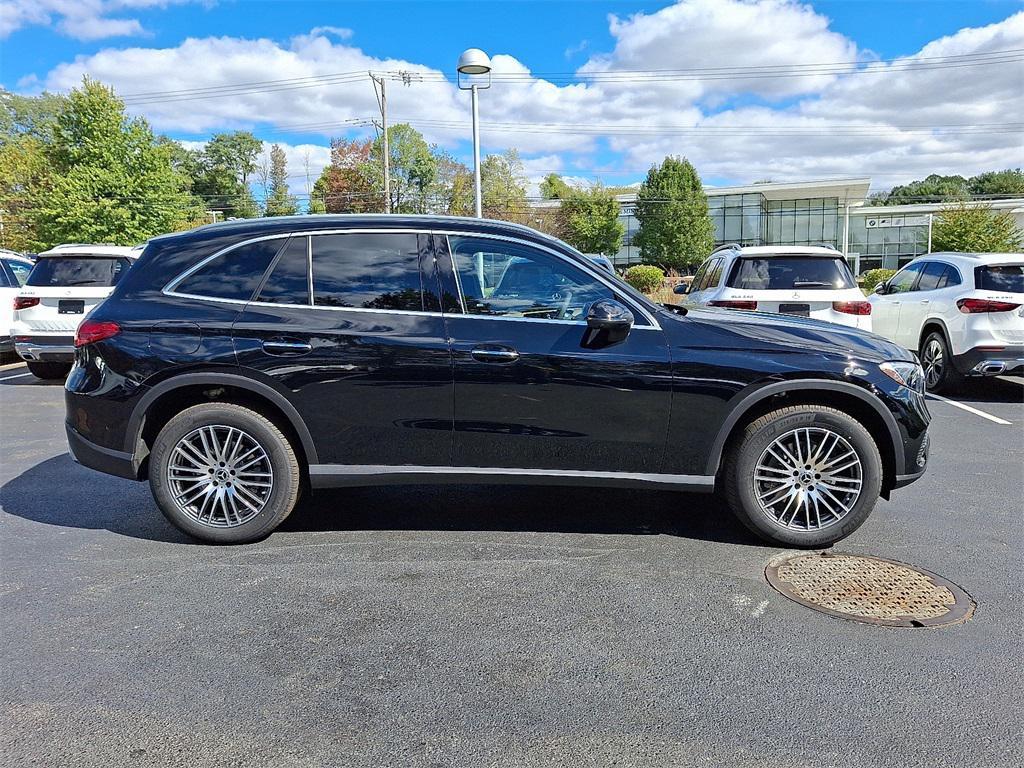 new 2026 Mercedes-Benz GLC 300 car, priced at $58,685