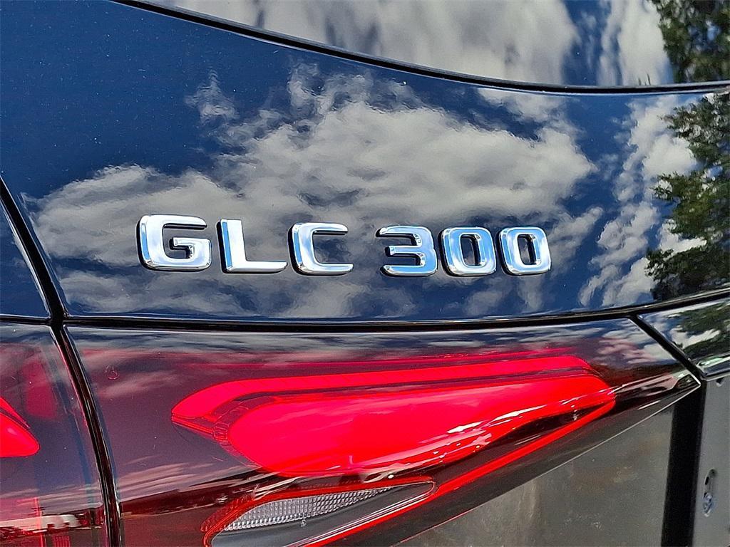 new 2026 Mercedes-Benz GLC 300 car, priced at $58,685