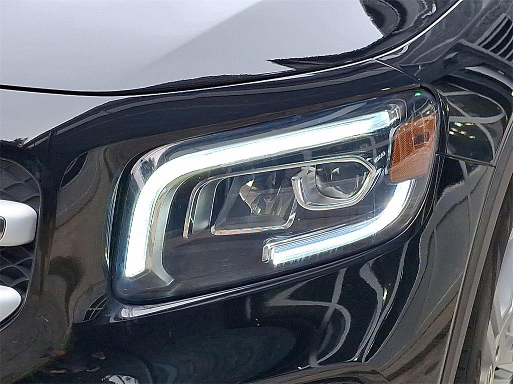 used 2022 Mercedes-Benz GLB 250 car, priced at $29,981