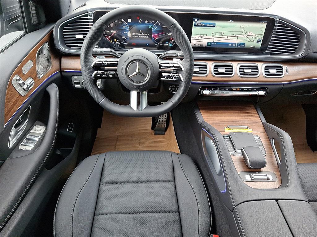 new 2025 Mercedes-Benz GLS 450 car, priced at $96,495
