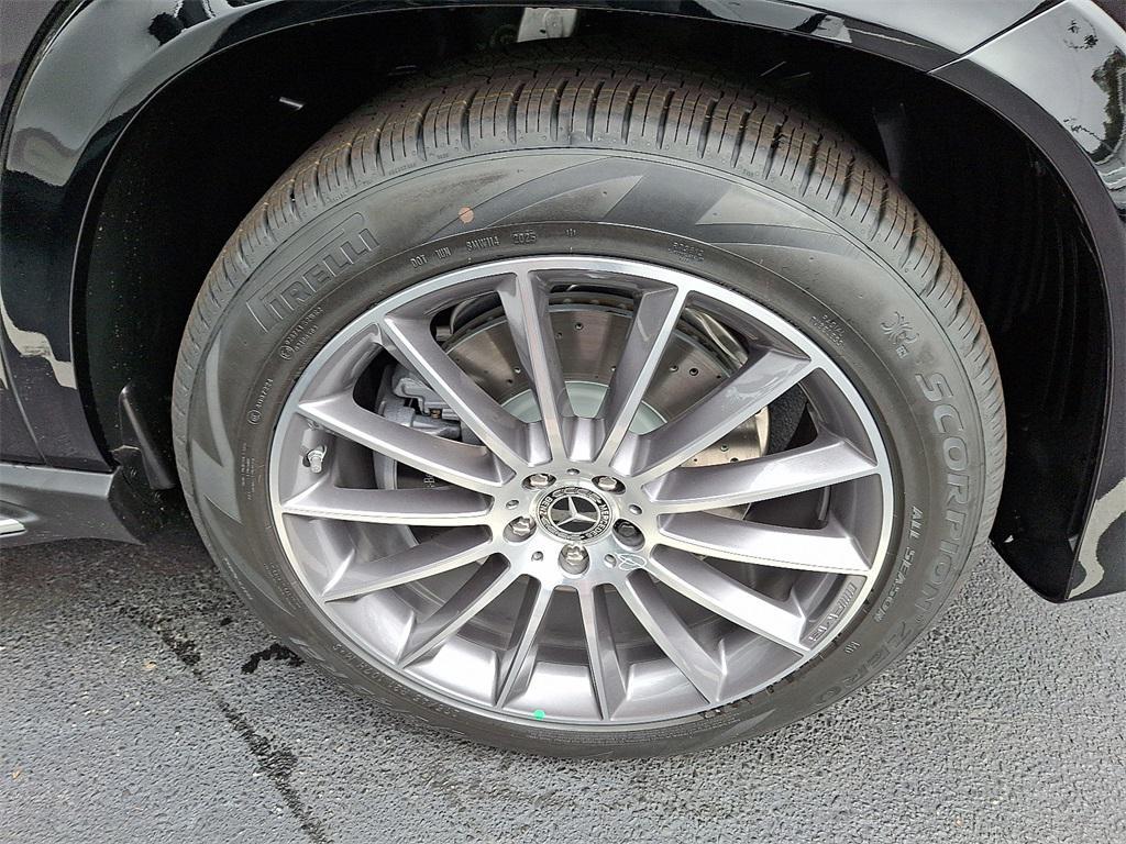 new 2026 Mercedes-Benz GLE 450 car, priced at $82,440