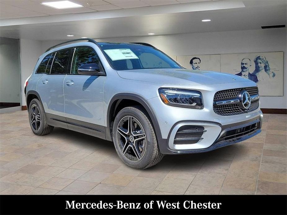 new 2024 Mercedes-Benz GLB 250 car, priced at $57,035