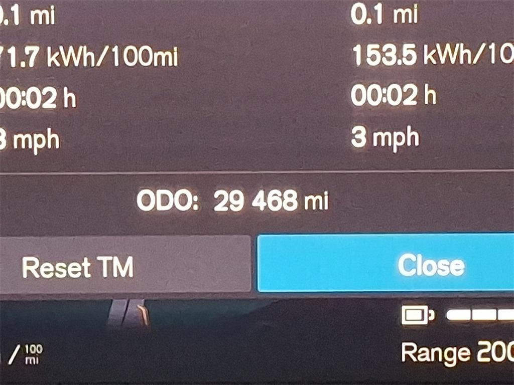 used 2022 Volvo C40 Recharge Pure Electric car, priced at $22,281