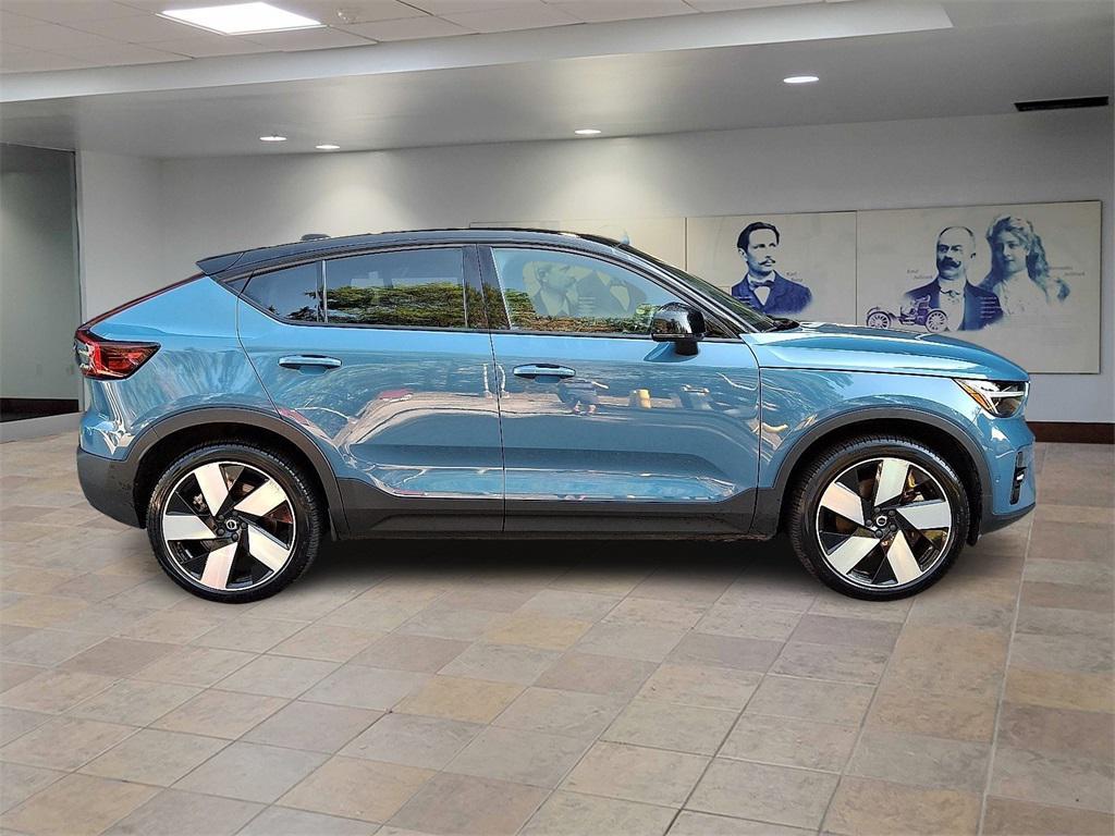 used 2022 Volvo C40 Recharge Pure Electric car, priced at $22,281