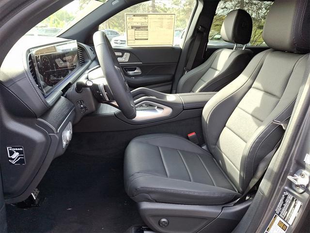 new 2025 Mercedes-Benz GLS 450 car, priced at $95,685