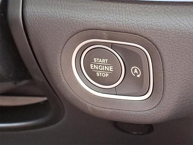 new 2025 Mercedes-Benz GLS 450 car, priced at $95,685