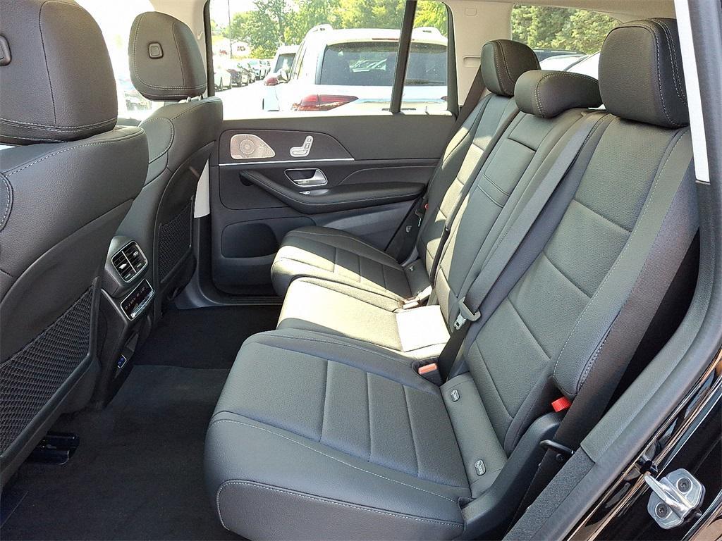 new 2026 Mercedes-Benz GLS 450 car, priced at $93,615