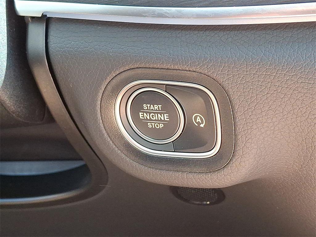 new 2026 Mercedes-Benz GLS 450 car, priced at $93,615