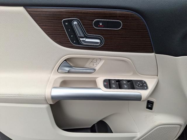 used 2025 Mercedes-Benz GLA 250 car, priced at $46,481