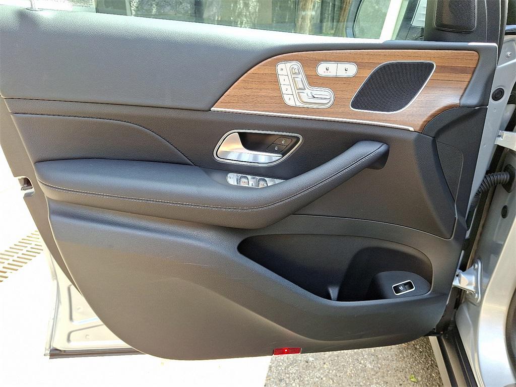 used 2025 Mercedes-Benz GLE 350 car, priced at $64,781