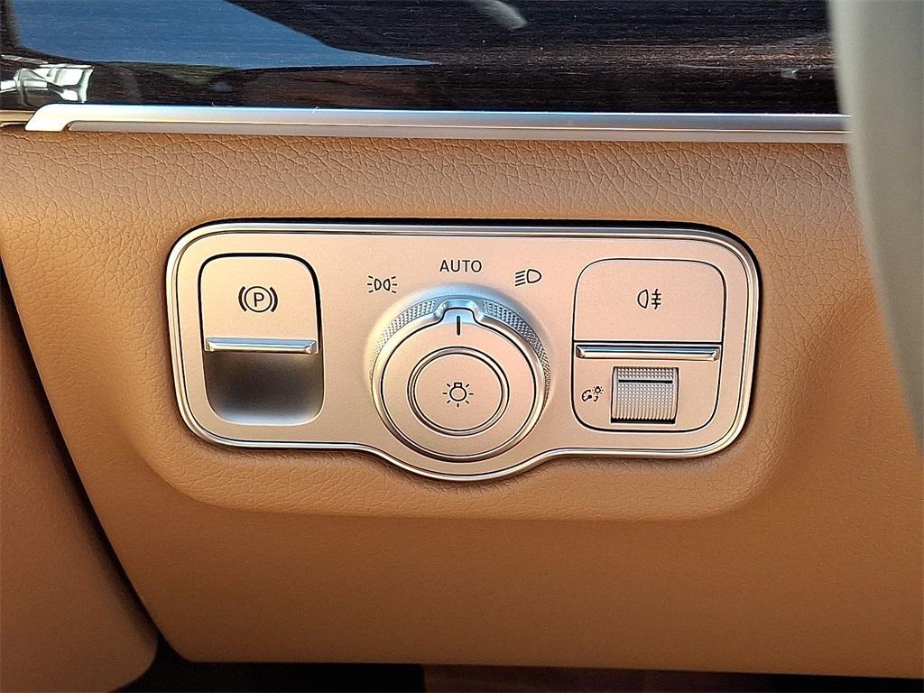 new 2026 Mercedes-Benz GLE 450 car, priced at $82,440