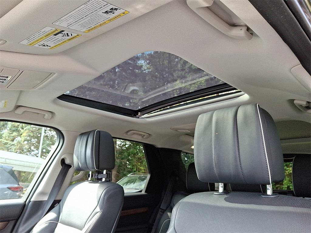 used 2018 Land Rover Discovery car, priced at $19,981