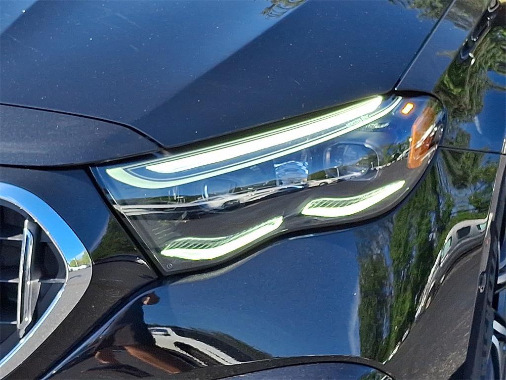 new 2026 Mercedes-Benz AMG E 53 car, priced at $103,605