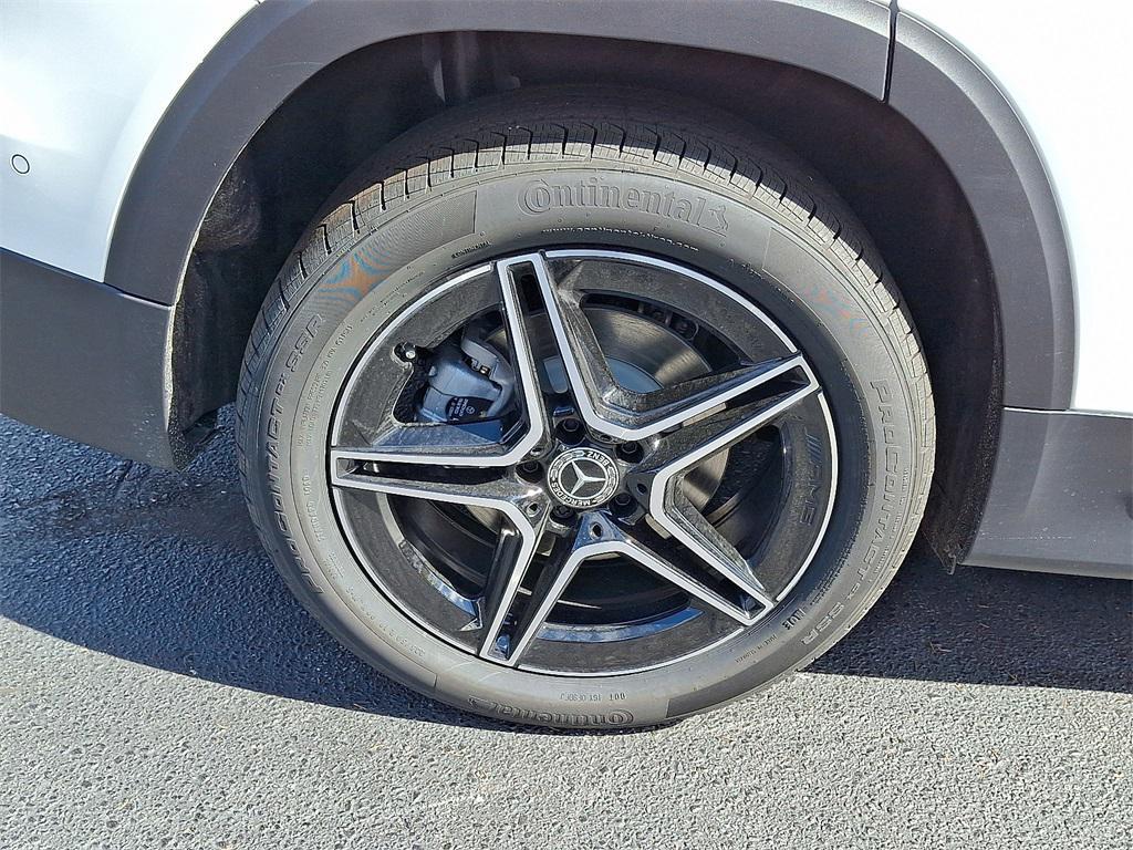 new 2026 Mercedes-Benz GLB 250 car, priced at $57,755