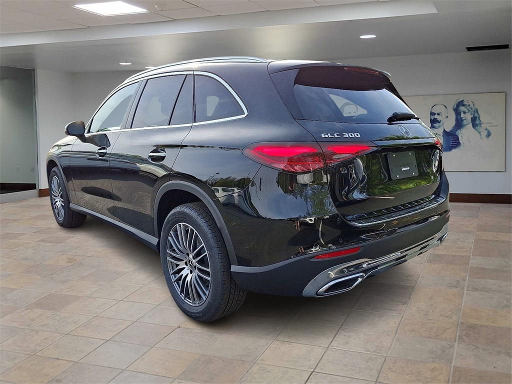 new 2025 Mercedes-Benz GLC 300 car, priced at $57,670