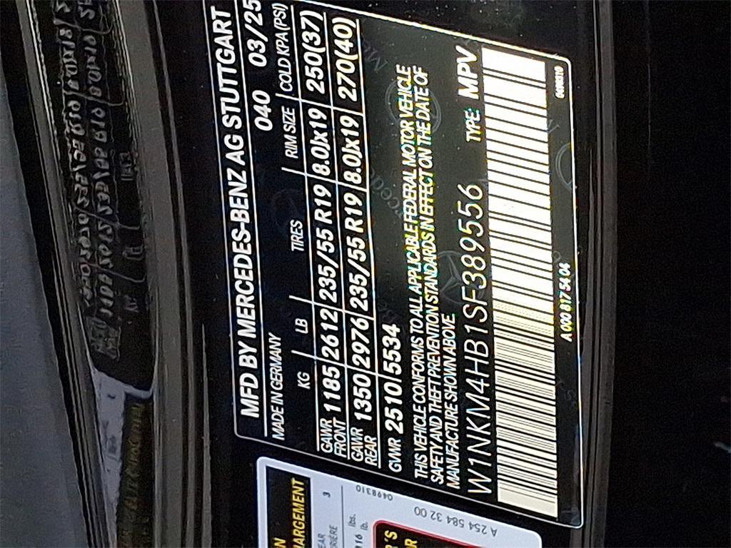 new 2025 Mercedes-Benz GLC 300 car, priced at $57,670