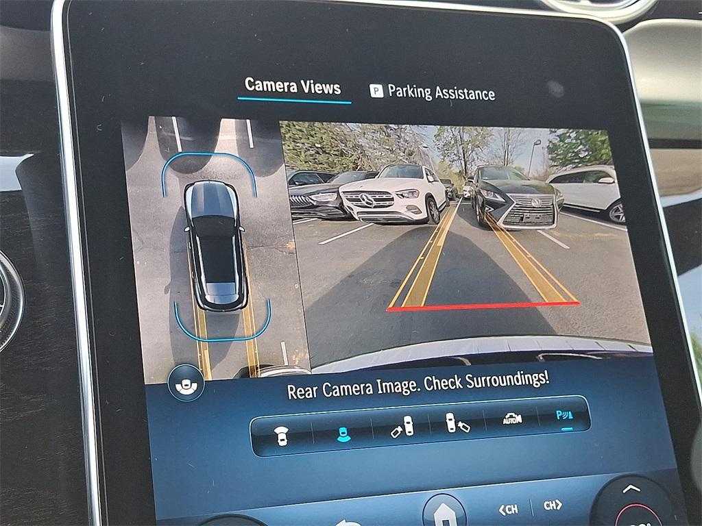 new 2025 Mercedes-Benz GLC 300 car, priced at $57,670