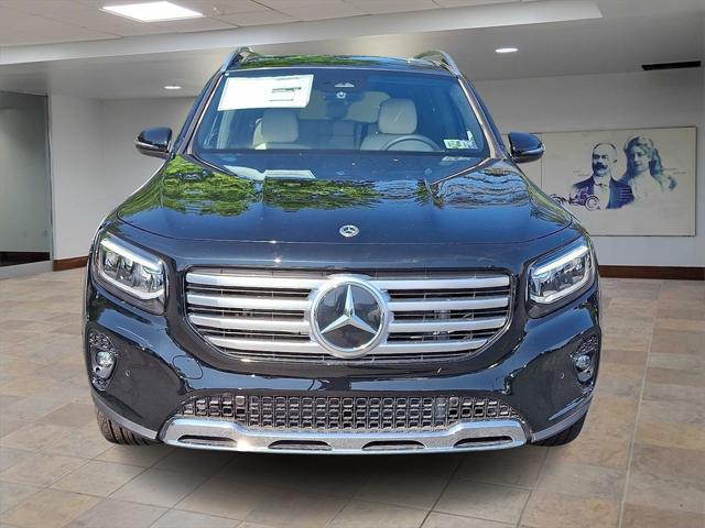 new 2025 Mercedes-Benz GLB 250 car, priced at $52,425