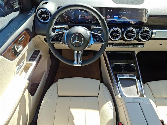 new 2025 Mercedes-Benz GLB 250 car, priced at $52,425