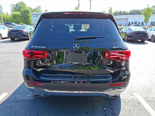 new 2025 Mercedes-Benz GLB 250 car, priced at $52,425