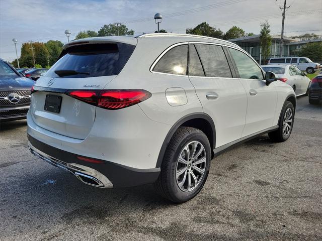 new 2025 Mercedes-Benz GLC 300 car, priced at $61,095