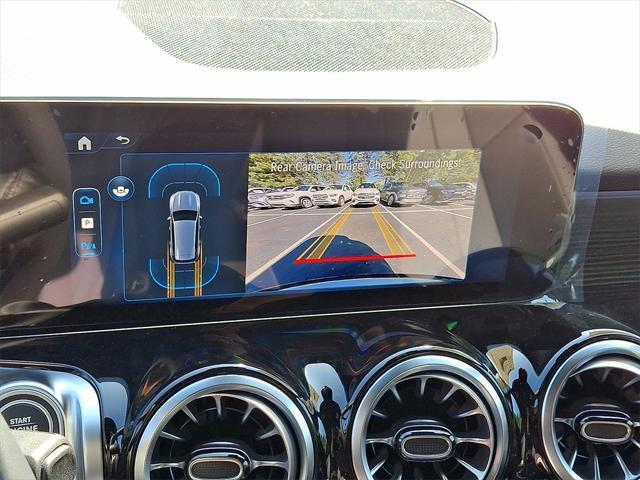 new 2025 Mercedes-Benz GLB 250 car, priced at $51,225
