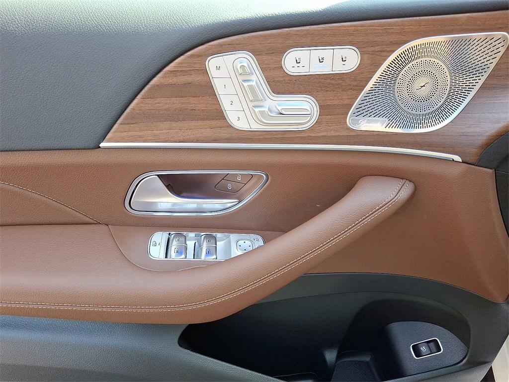 new 2026 Mercedes-Benz GLE 350 car, priced at $70,580