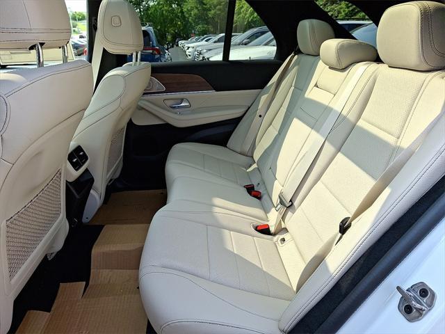 new 2025 Mercedes-Benz GLE 450 car, priced at $86,830