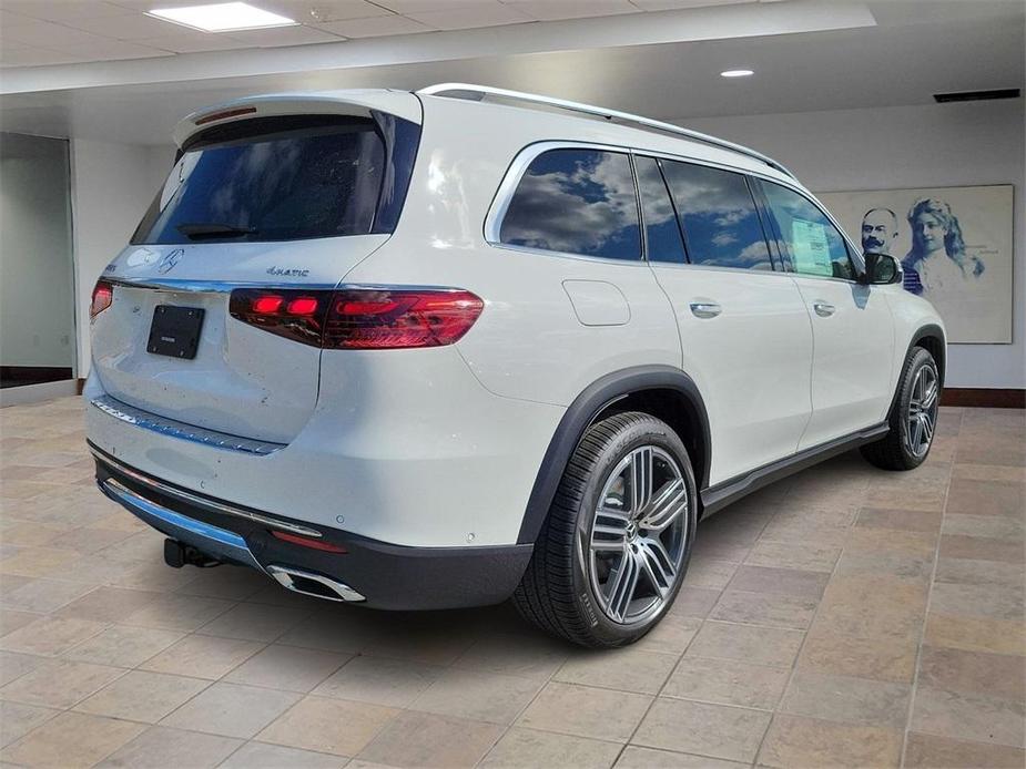 new 2024 Mercedes-Benz GLS 450 car, priced at $90,125