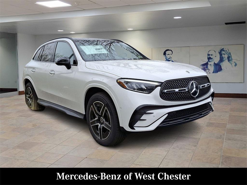 new 2025 Mercedes-Benz GLC 300 car, priced at $60,220