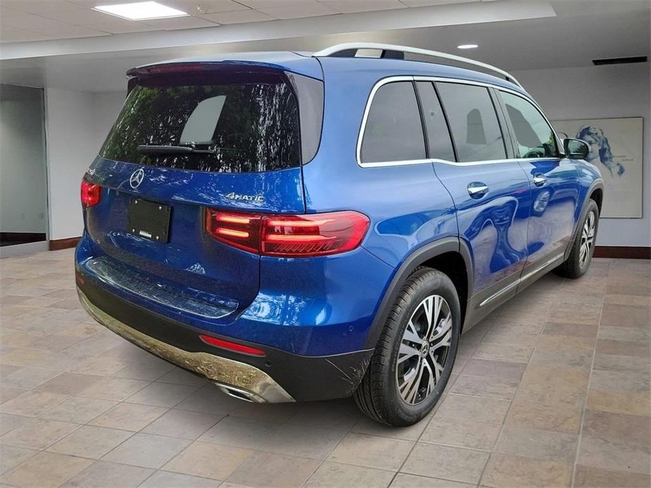 new 2024 Mercedes-Benz GLB 250 car, priced at $53,240
