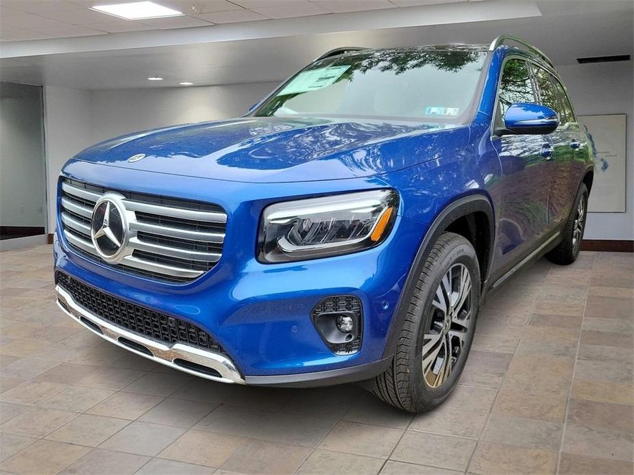 new 2024 Mercedes-Benz GLB 250 car, priced at $53,240