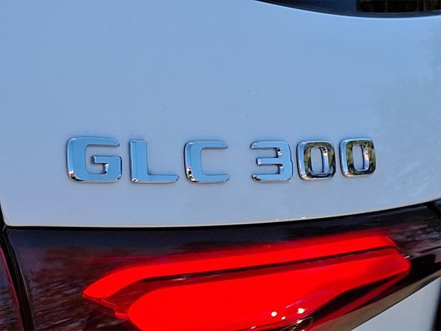 new 2025 Mercedes-Benz GLC 300 car, priced at $61,720