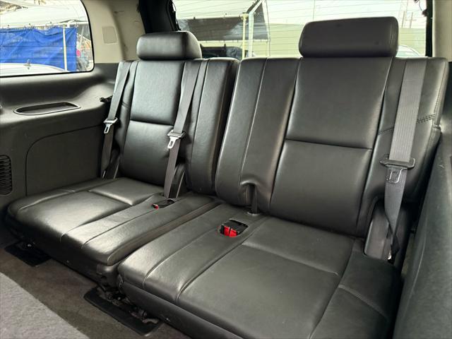 used 2010 Cadillac Escalade car, priced at $10,995